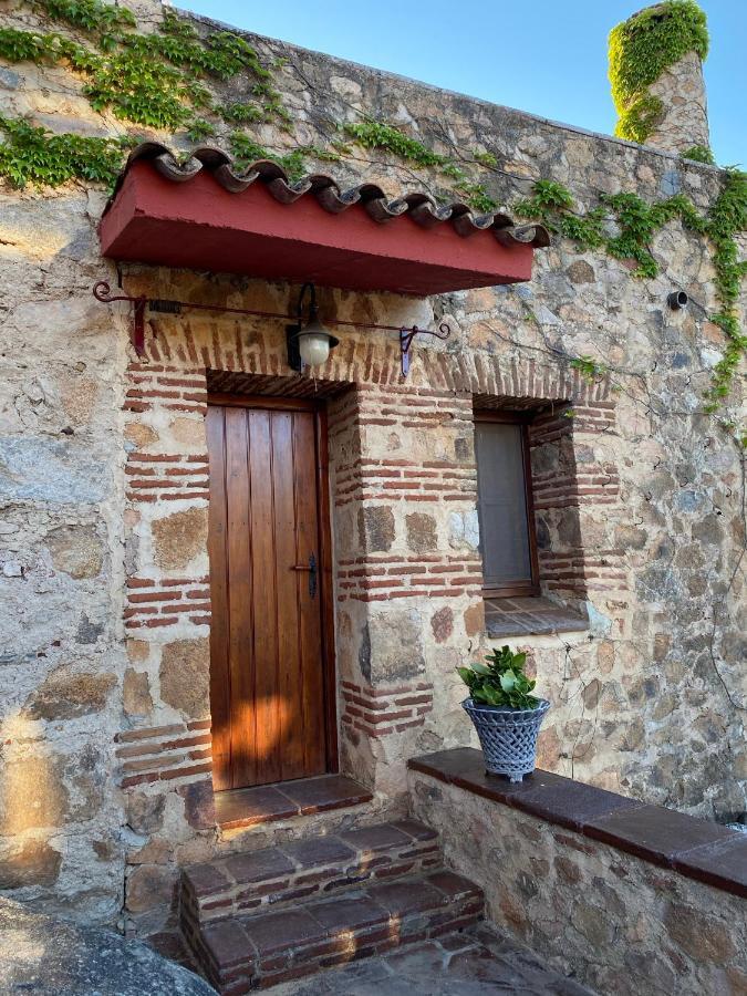 Hotel Monasterio De Rocamador Almendral Exterior photo